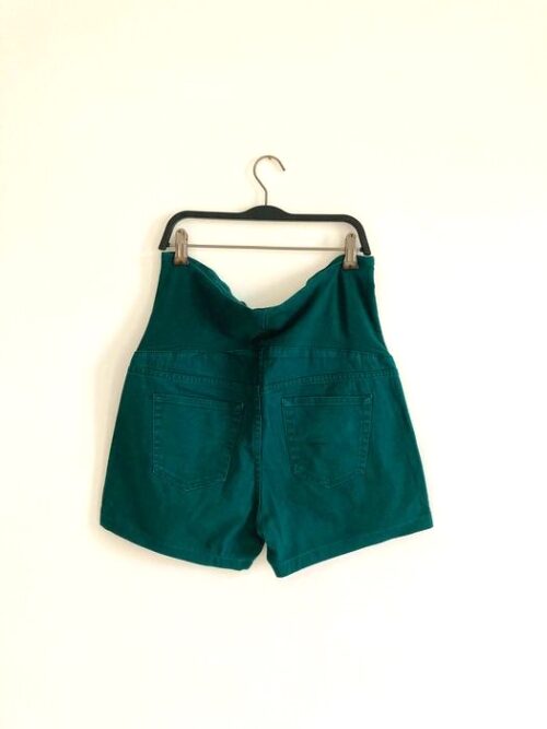 green-seamless-over-bump-maternity-shorts